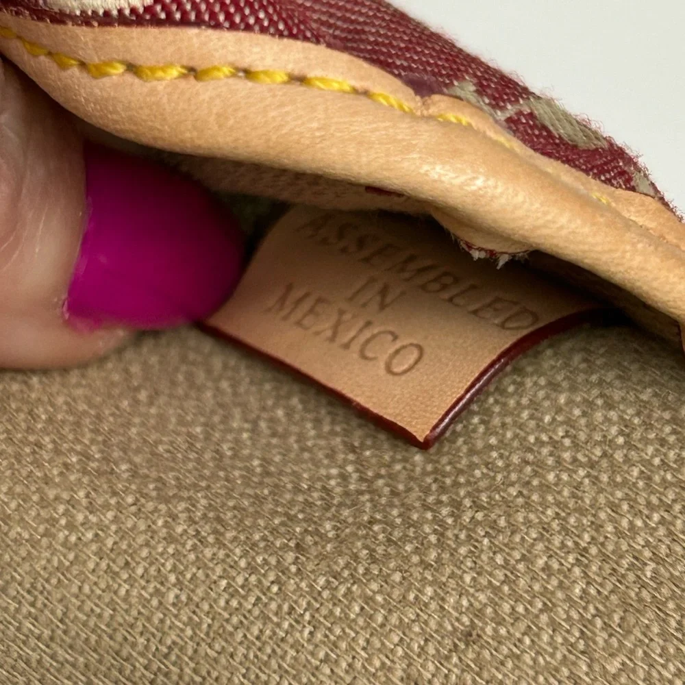 Dooney & Bourke DB Monogram Wristlet Pouch Burgundy Canvas Leather Trim - Picture 8 of 11